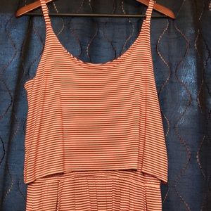 Womens med maroon and cream cloth dress w pockets